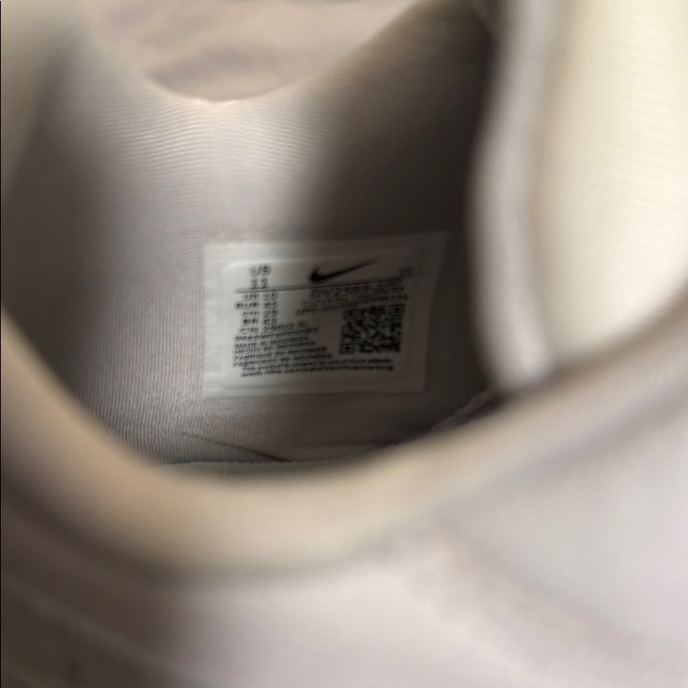 Nike Air Max 95 - Picture 9 of 11